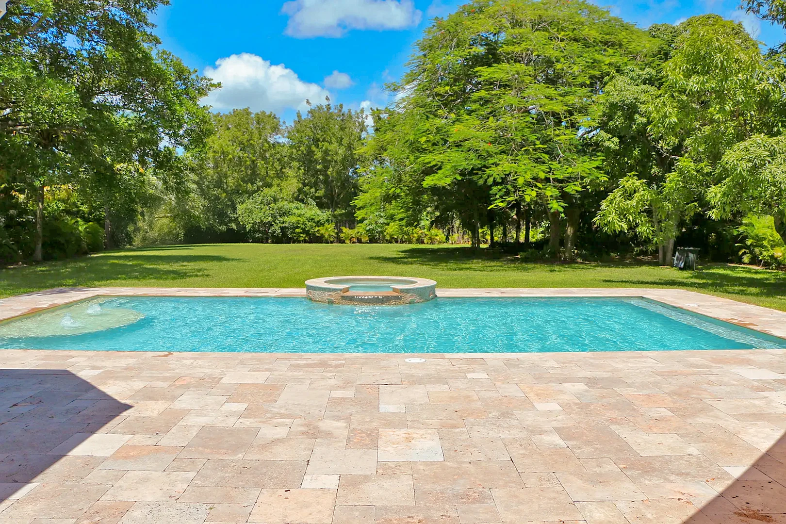 Featured pool project 8